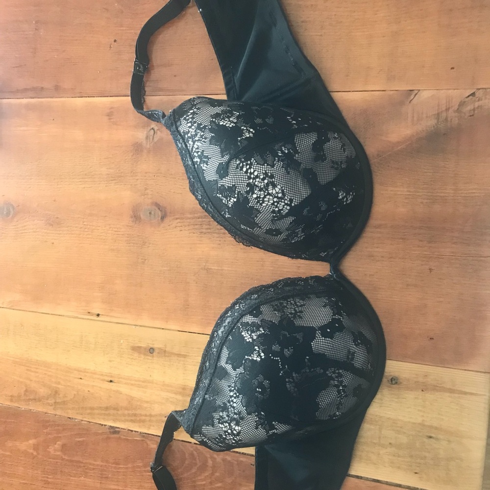 46D Lane Bryant Cacique Plunge Bra